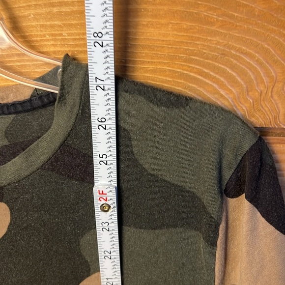 Hollister Must have collection Men Camo Print T-Shirt M S/S Y2K Streetwear Casua - Picture 3 of 6
